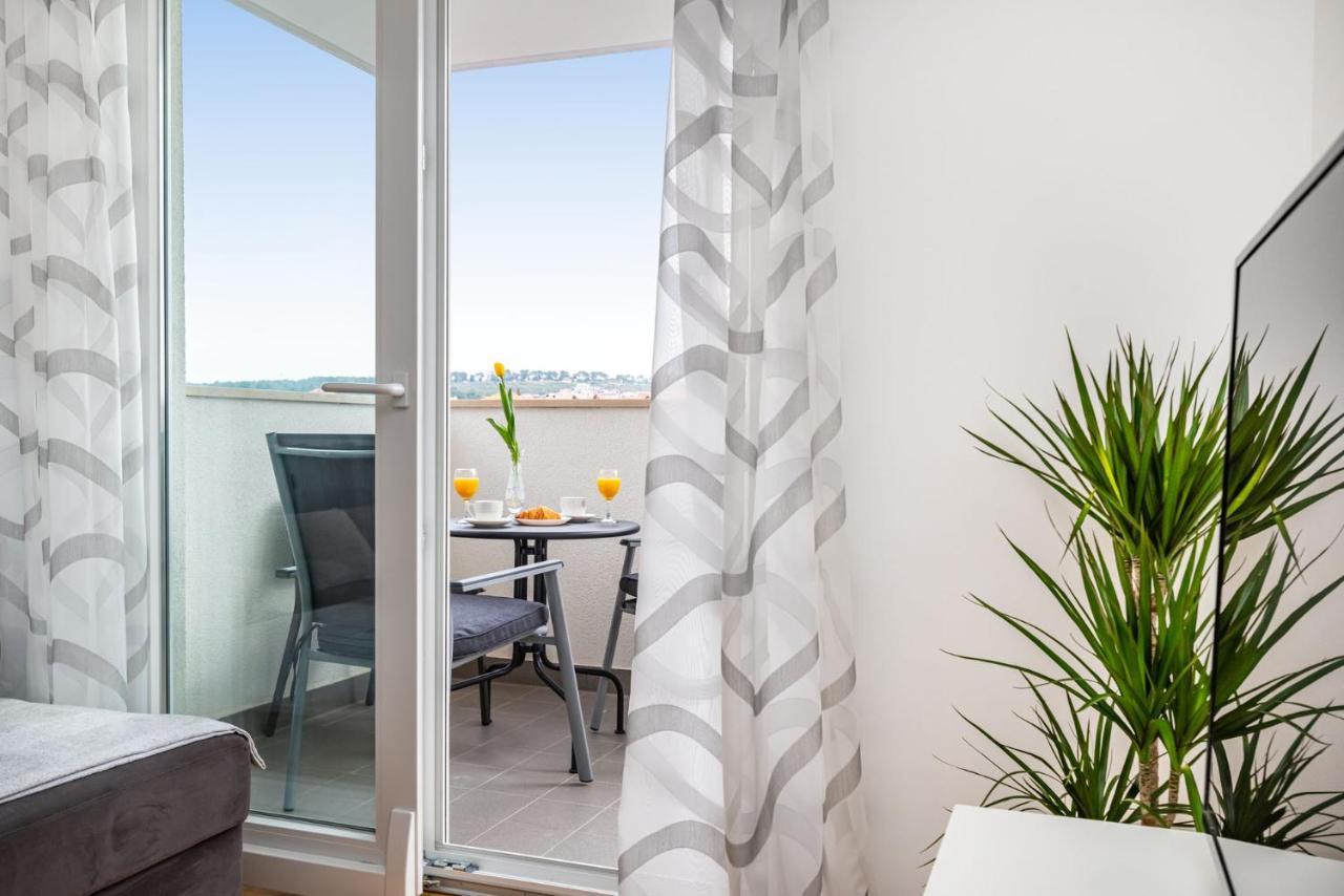 Ap Stella, Center Of Zadar, 2Br, Parking Exterior foto