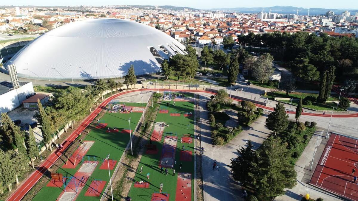 Ap Stella, Center Of Zadar, 2Br, Parking Exterior foto